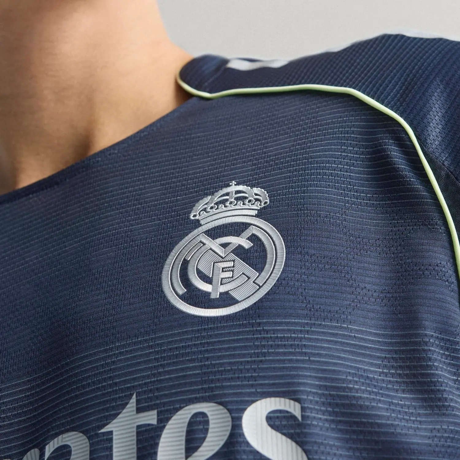 Real Madrid Away 25/26 Jersey